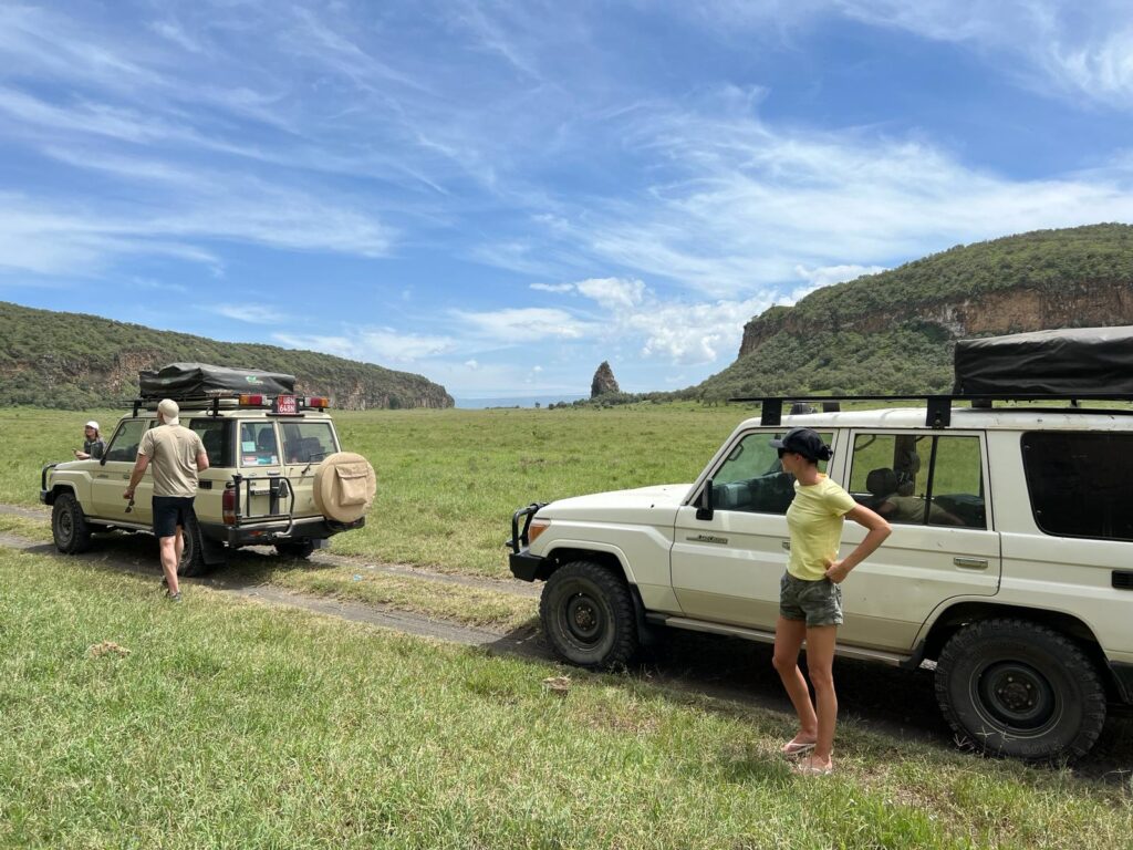 cost of renting a land cruiser hardtop (LX) Rental Uganda