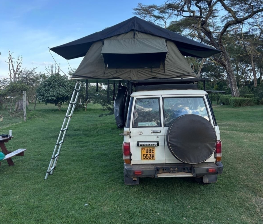 cheap land Cruiser with rooftop tent in Uganda